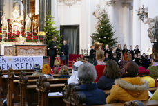 Aussendung der Sternsinger im Hohen Dom zu Fulda (Foto: Karl-Franz Thiede)